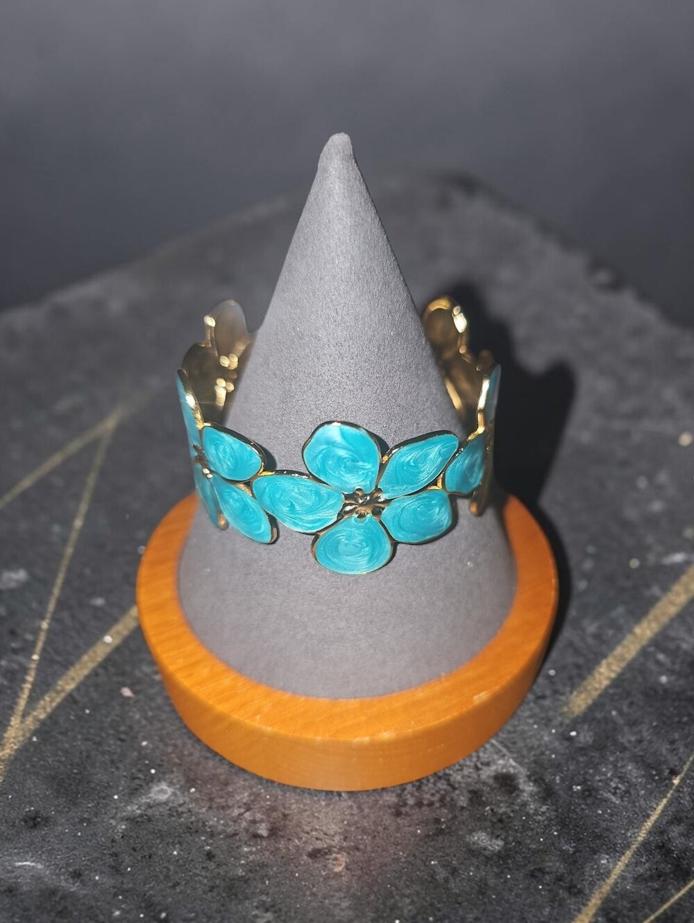 Sassfied Boutique Nwt Gold-Tone Turquoise Flower Cuff Bracelet - Women Jewelry